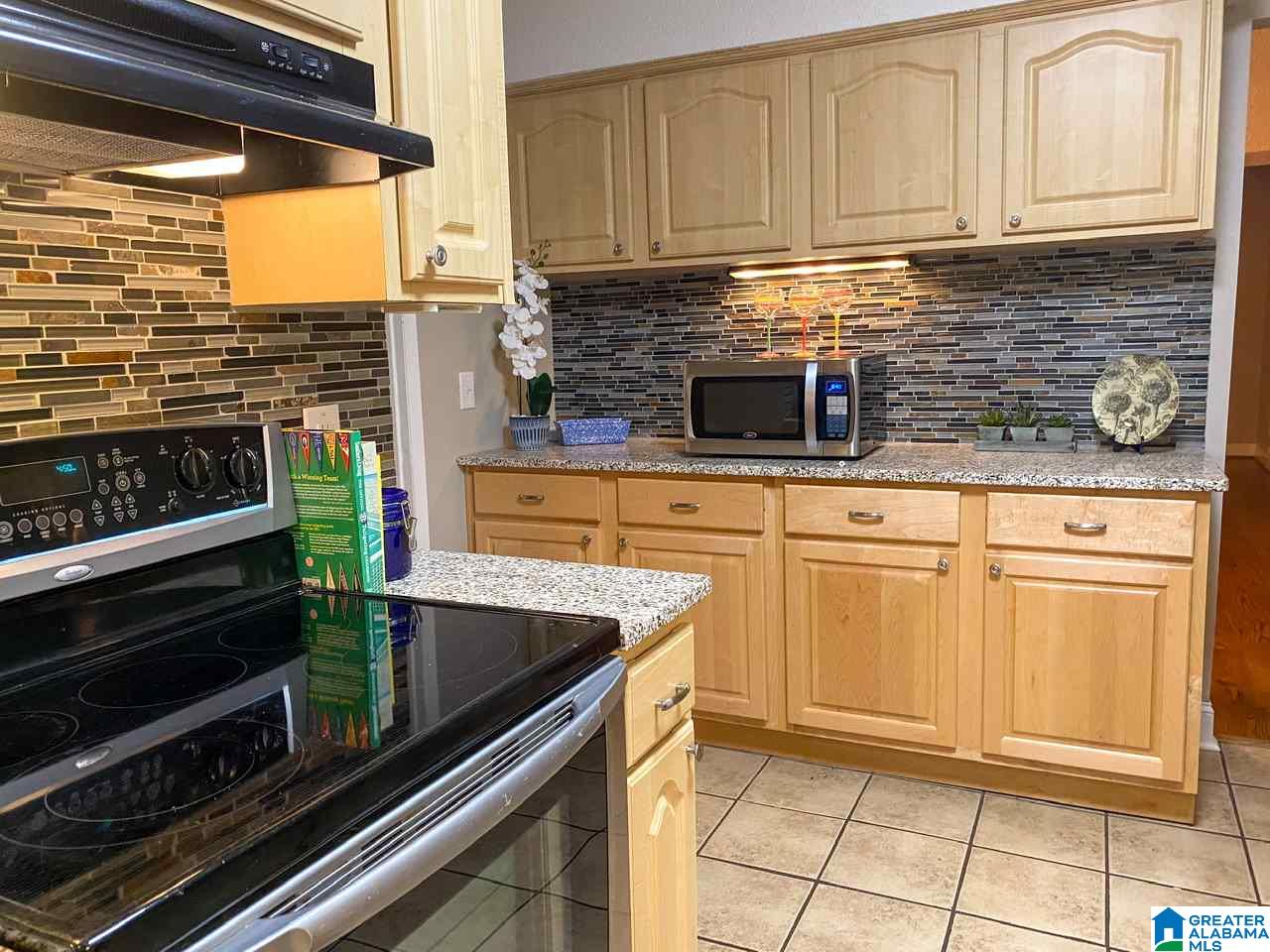 211 Running Brook Road, Unit 211 Birmingham, AL 35226 - Photo 3 of 45