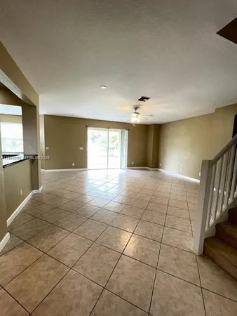 $5,950 | 19183 North Hibiscus Street, Unit 19183, Weston, FL 33332