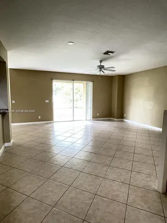 $5,950 | 19183 North Hibiscus Street, Unit 19183, Weston, FL 33332