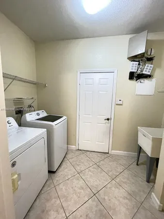 $5,950 | 19183 North Hibiscus Street, Unit 19183, Weston, FL 33332