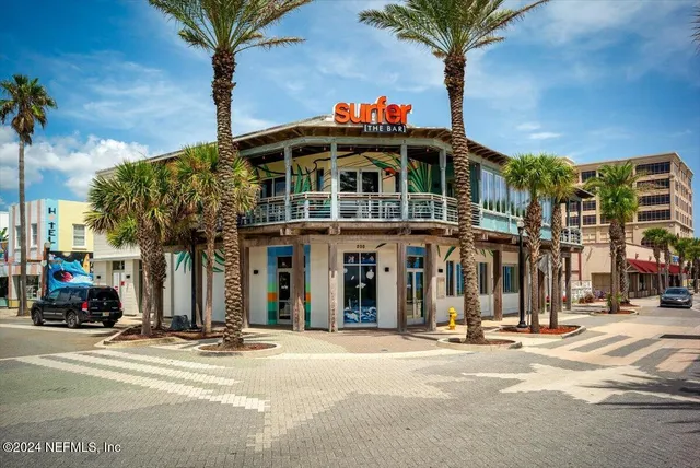 a view of outdoor space with seating area and entertaining space