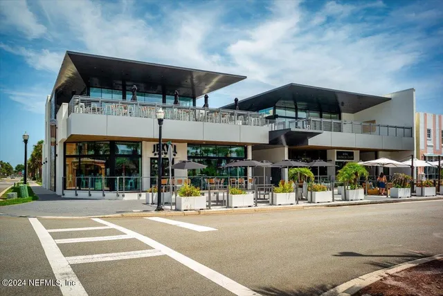 a car parked in front of a building