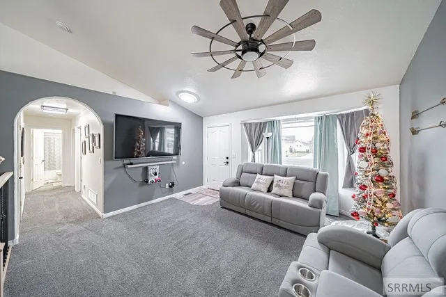 $415,000 | 3237 John Adams Parkway, Ammon, ID 83406