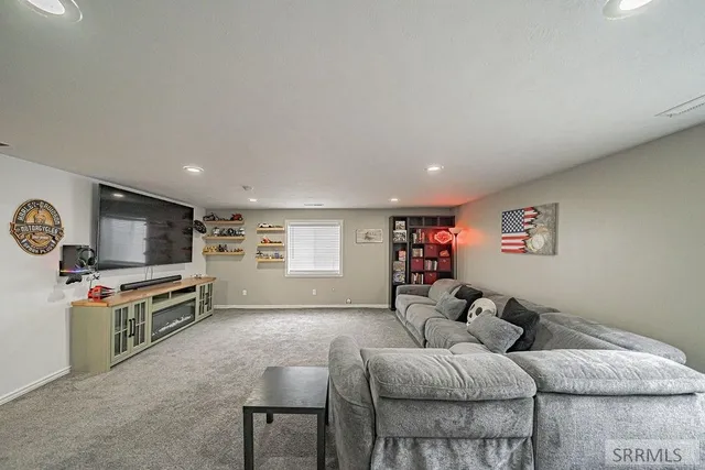 $415,000 | 3237 John Adams Parkway, Ammon, ID 83406