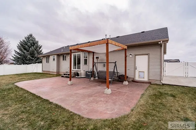 $415,000 | 3237 John Adams Parkway, Ammon, ID 83406
