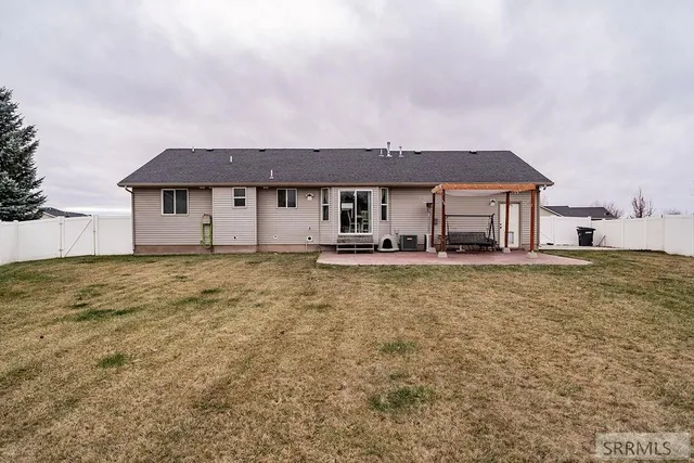 $415,000 | 3237 John Adams Parkway, Ammon, ID 83406