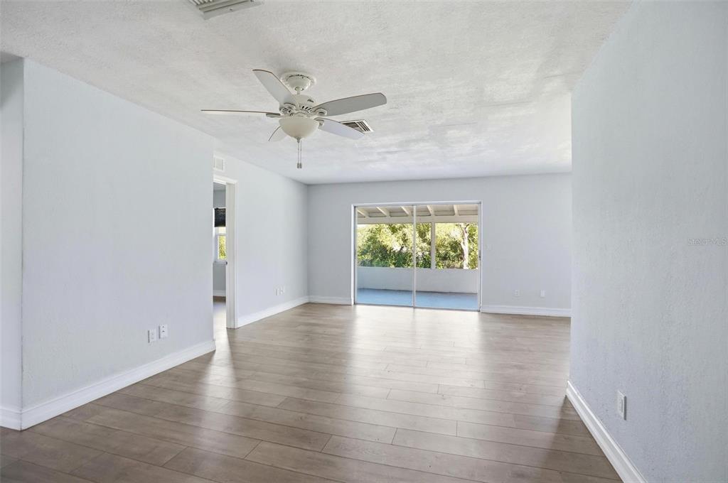 11519 Spring Hill Drive Spring Hill, FL 34609 - Photo 5 of 41