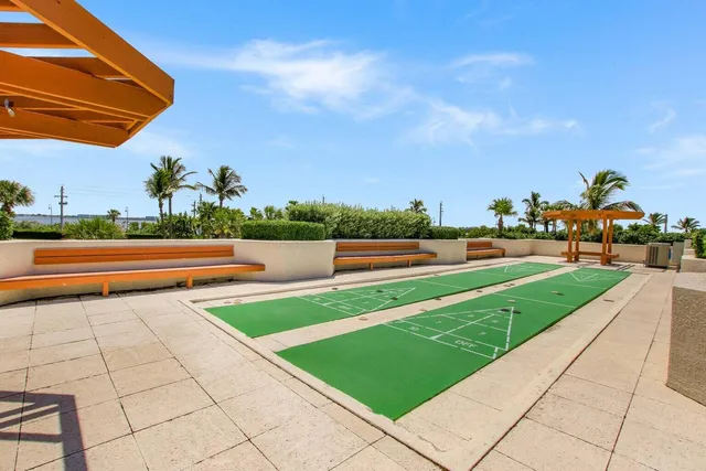 $6,000 | 5510 North Ocean Drive, Unit 12B, Singer Island, FL 33404