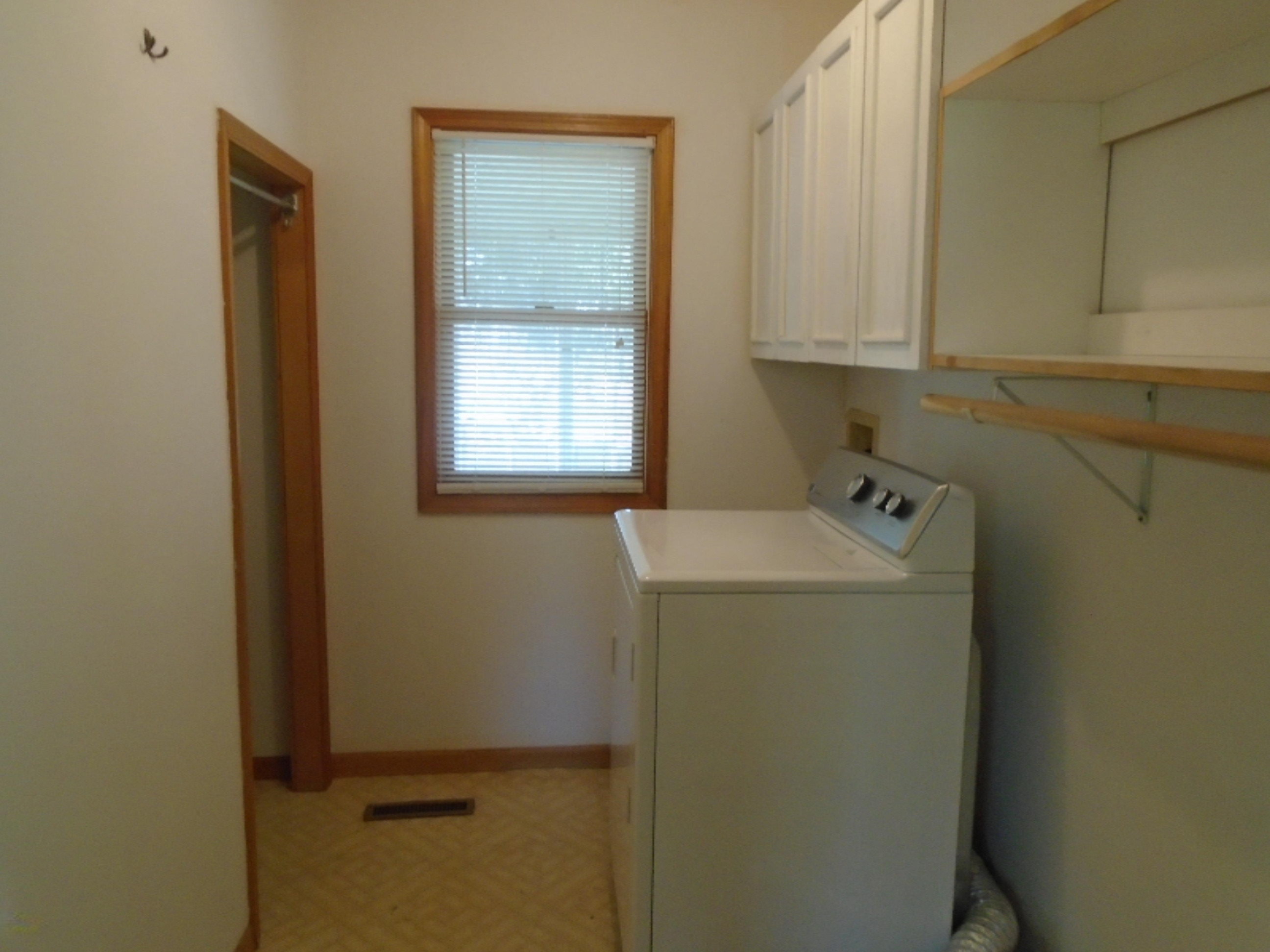 13713 Mill Road Three Oaks, MI 49128 - Photo 14 of 26 DSC00285