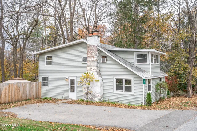 $340,000 | 27 Eastside Drive, Clifton Park, NY 12019
