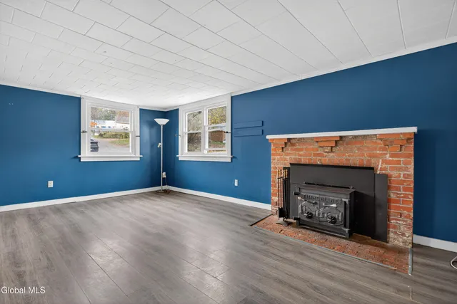 $340,000 | 27 Eastside Drive, Clifton Park, NY 12019