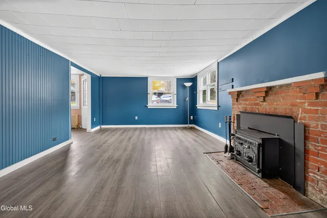 $340,000 | 27 Eastside Drive, Clifton Park, NY 12019