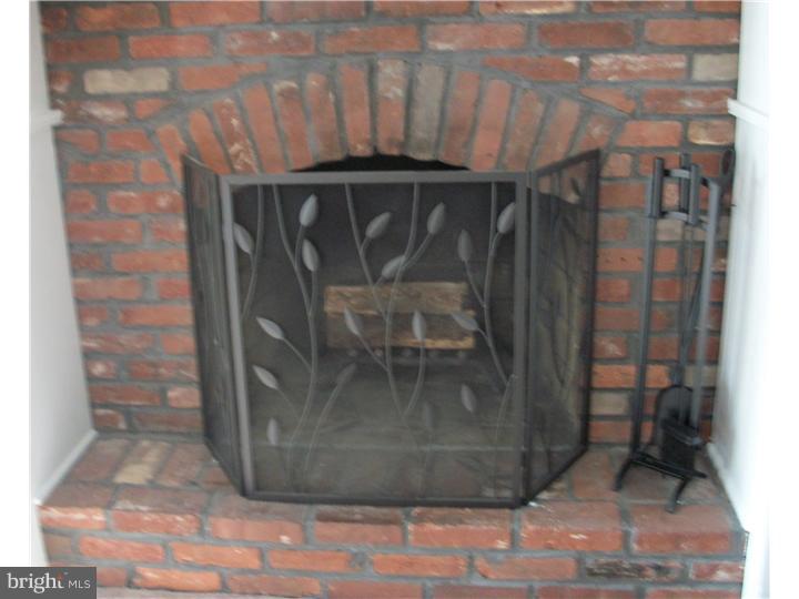 989 Marian Road Warminster, PA 18974 - Photo 12 of 22 Fireplace