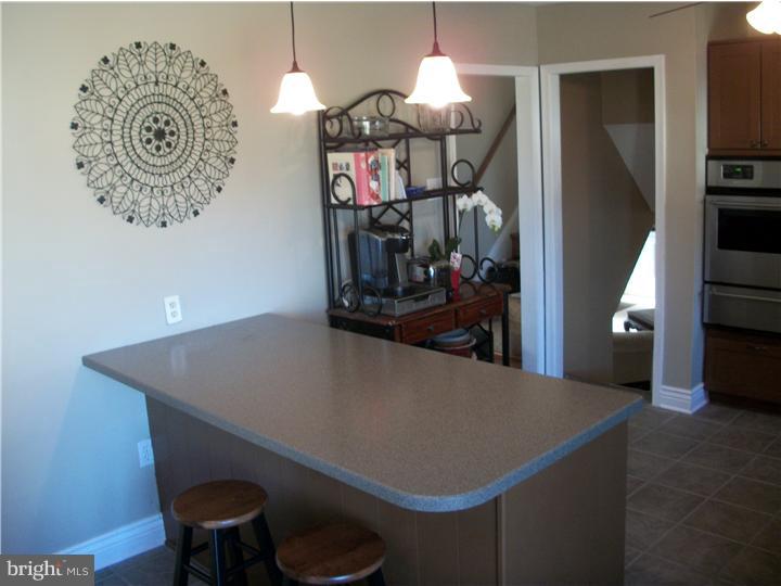 989 Marian Road Warminster, PA 18974 - Photo 20 of 22 Kitchen
