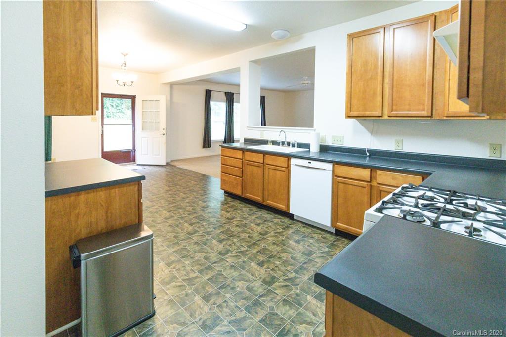 6808 Rumple Road Charlotte, NC 28262 - Photo 9 of 26 Gallery Image 9