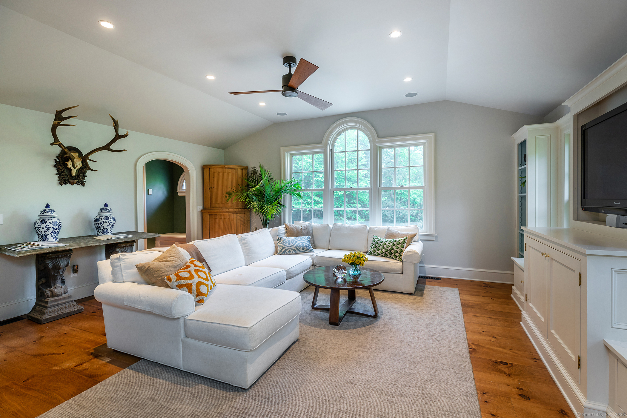 102 Westwoods Road, Unit 1 Sharon, CT 06069 - Photo 5 of 24