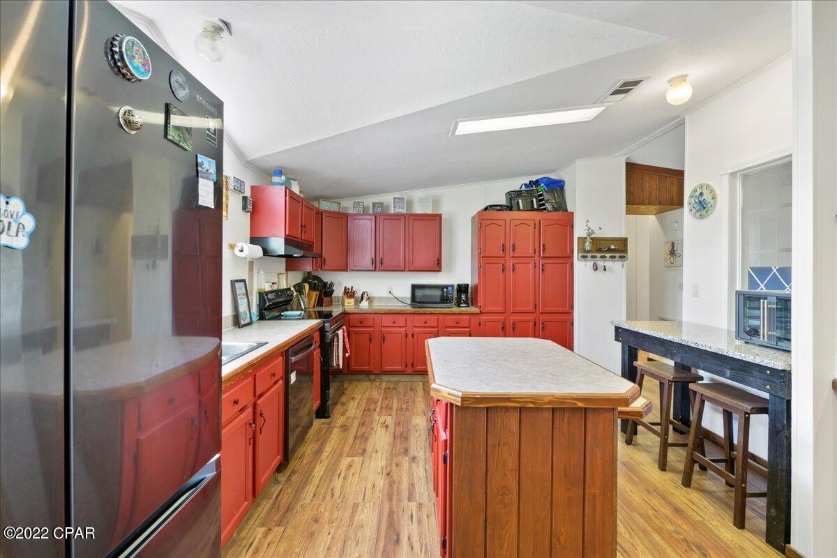 1221 Shores Road Alford, FL 32420 - Photo 12 of 31