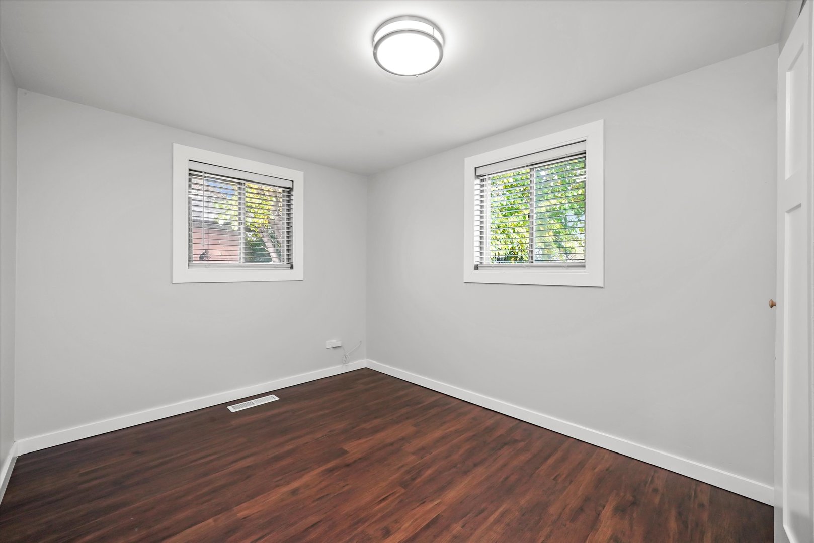 3224 Nelson Avenue Robbins, IL 60472 - Photo 12 of 34