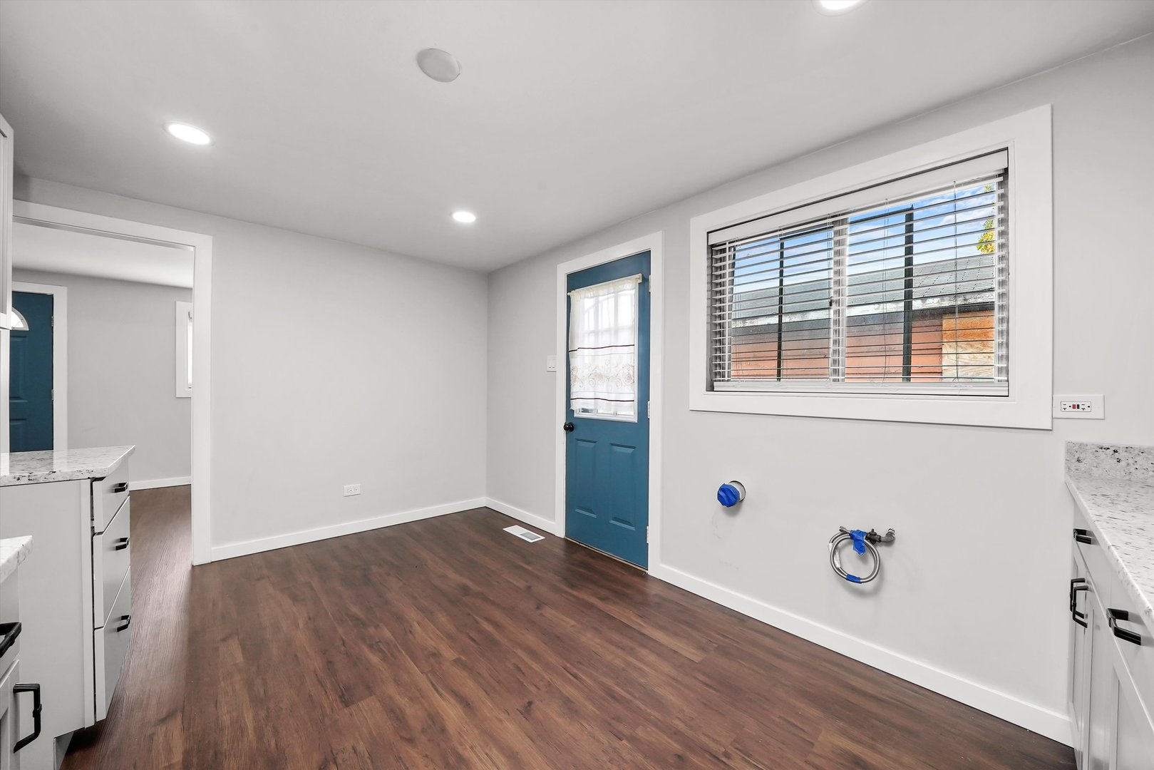 3224 Nelson Avenue Robbins, IL 60472 - Photo 21 of 34