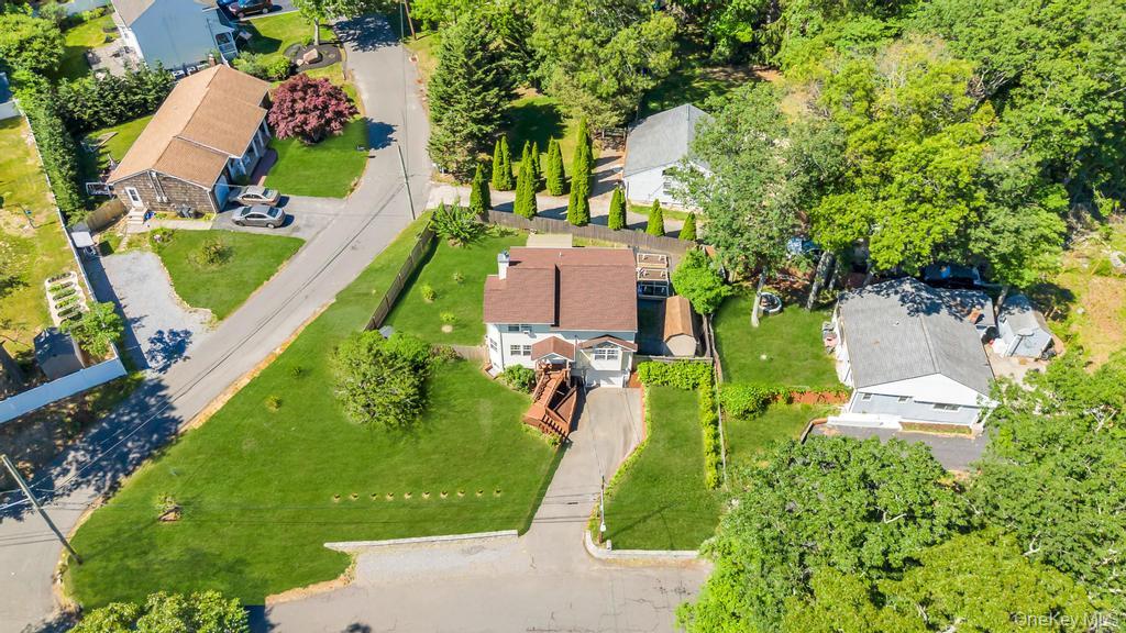 14 Cherry Road Rocky Point, NY 11778 - Photo 3 of 39
