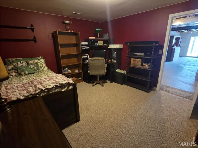 $289,900 | 2714 Royal Oak Drive, High Ridge, MO 63049