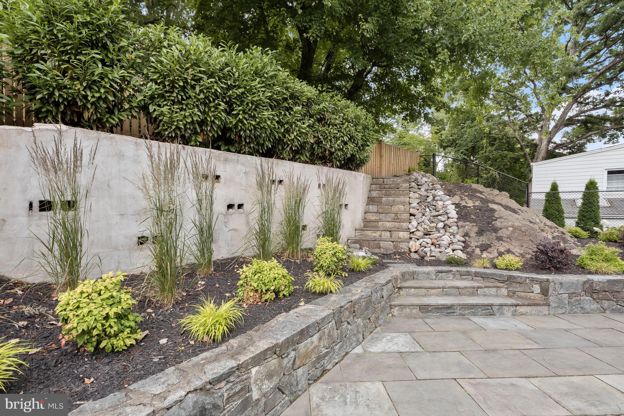 10318 Crestmoor Drive Silver Spring, MD 20901 - Photo 28 of 38 Hardscape