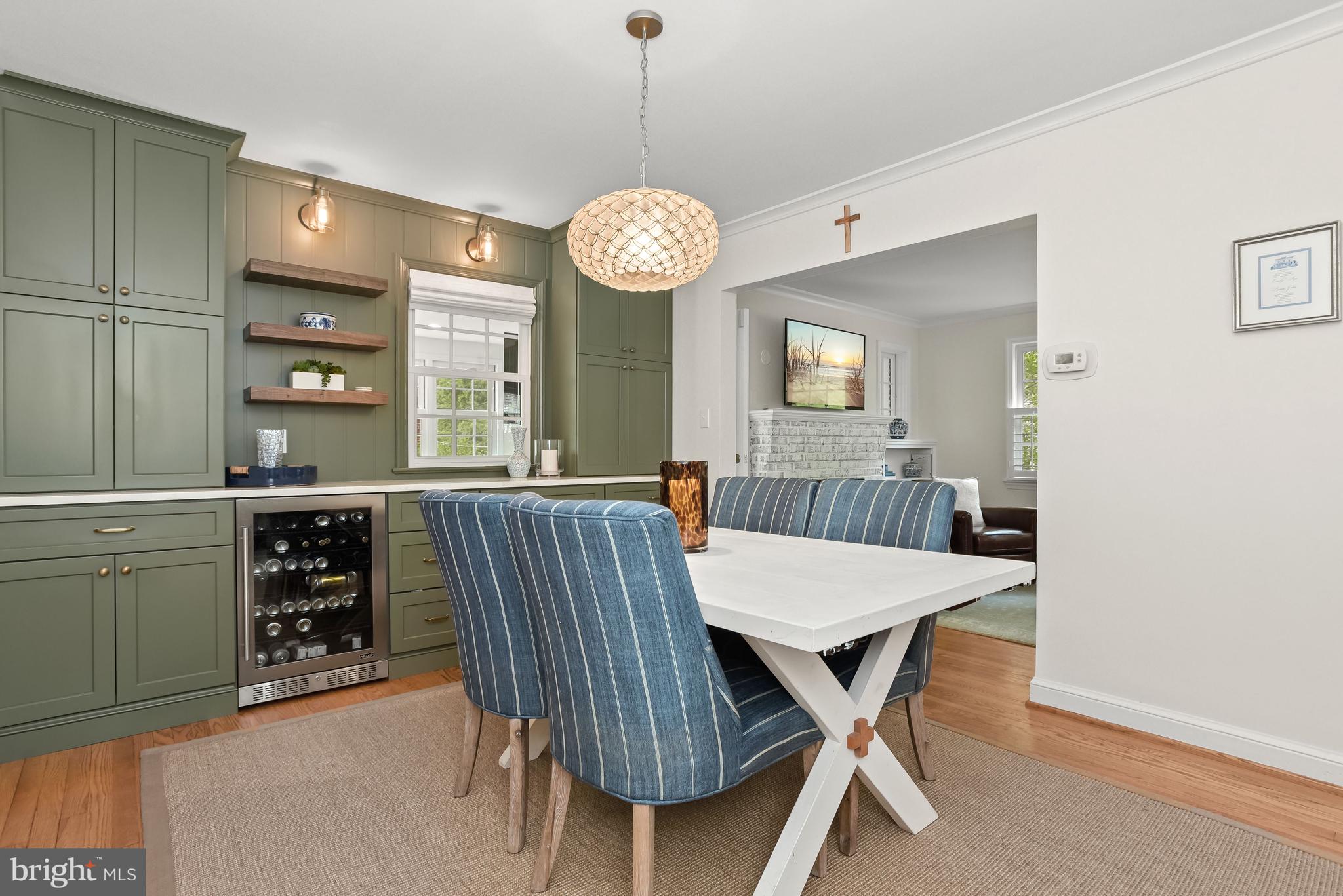 10318 Crestmoor Drive Silver Spring, MD 20901 - Photo 8 of 38 Dining Room