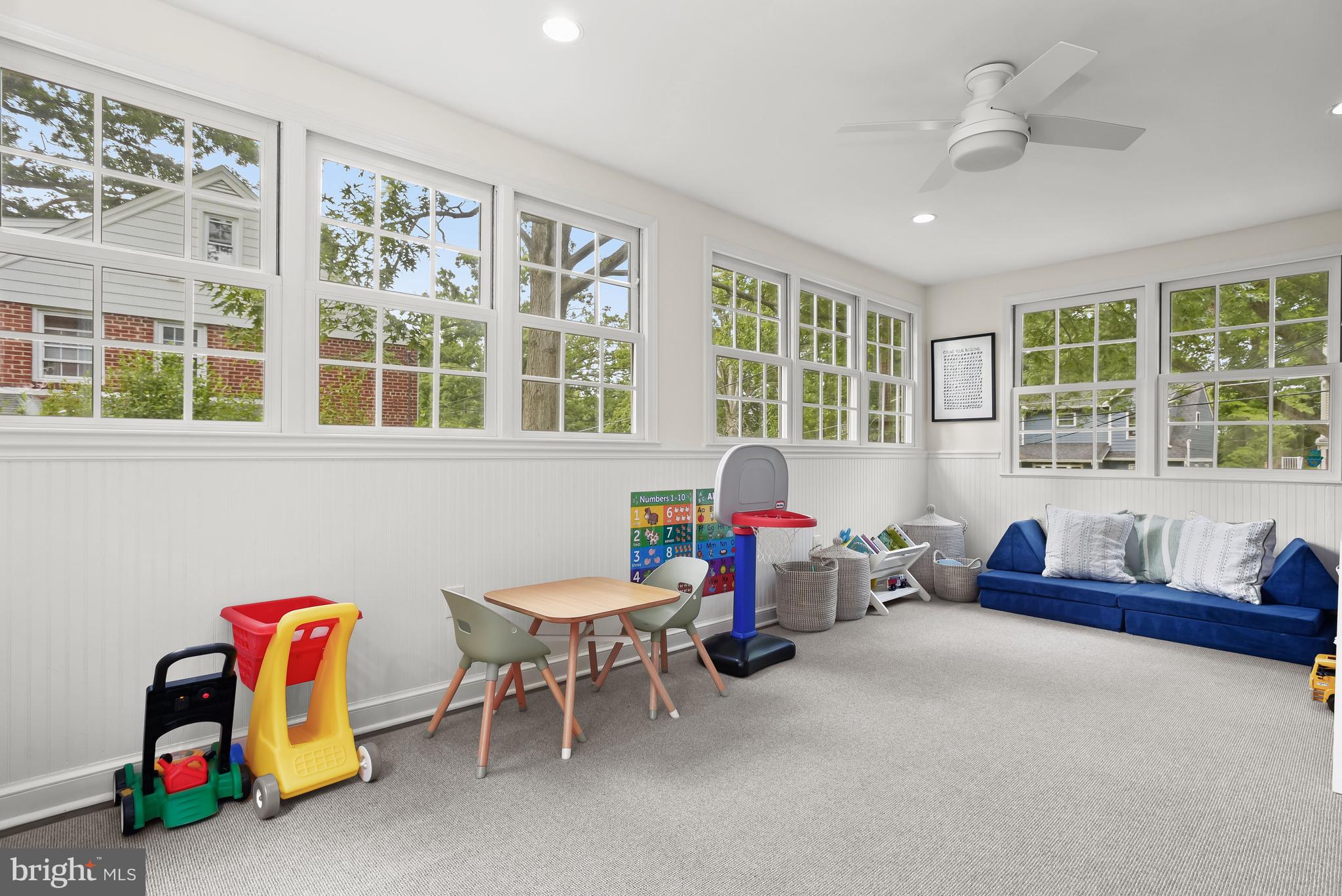 10318 Crestmoor Drive Silver Spring, MD 20901 - Photo 10 of 38 Family Room