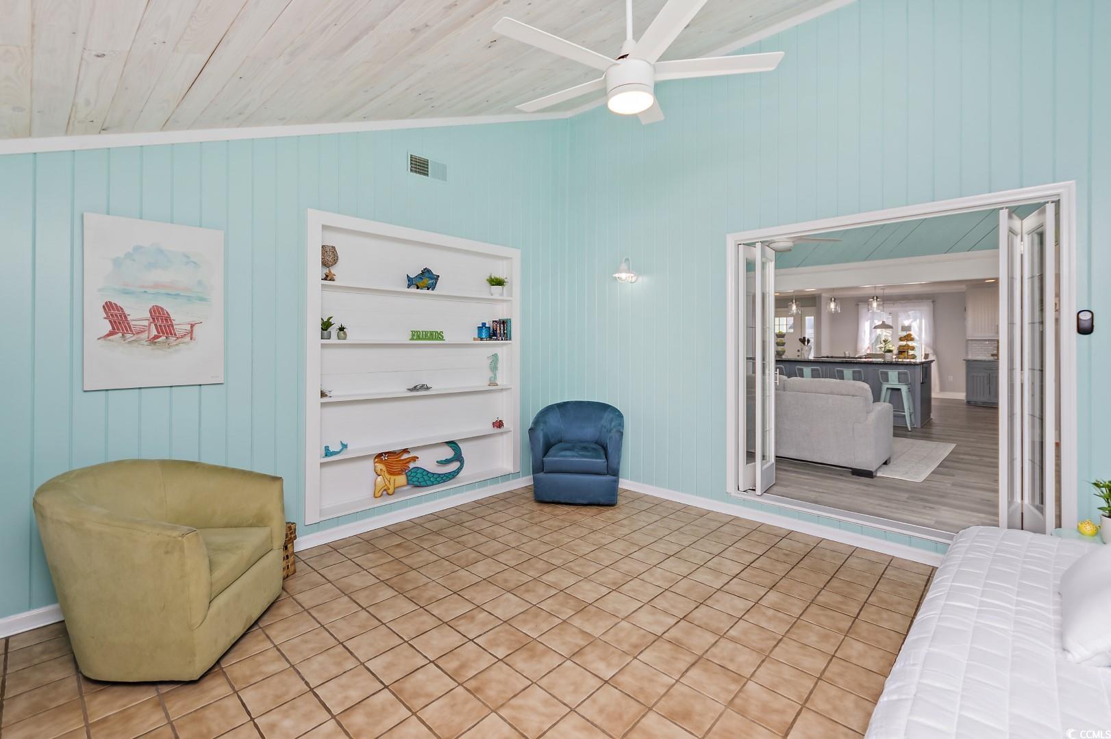 21 Pine Valley Lane Surfside Beach, SC 29575 - Photo 21 of 40 Living area with ceiling fan, built in features, c