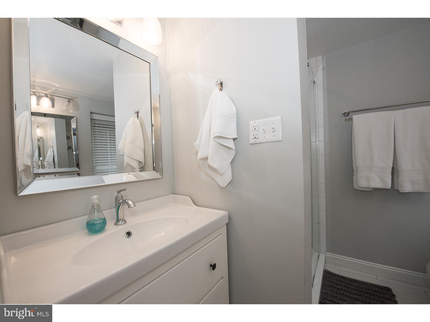 79 Crestline Road Wayne, PA 19087 - Photo 14 of 25 Bathroom