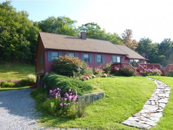 952 County Road Pownal, VT 05261 - Photo 1 of 1