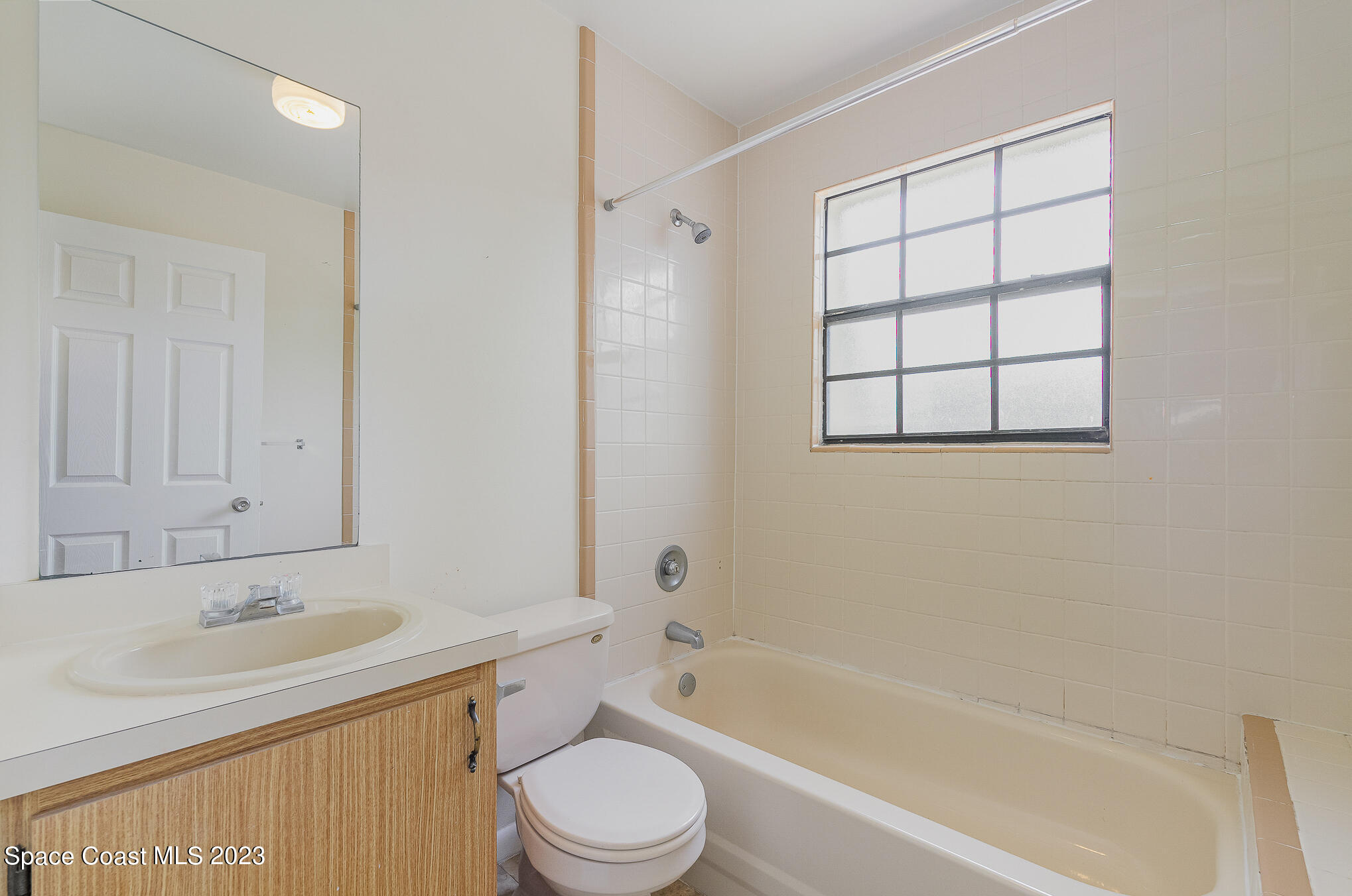 1301 Arlington Lane, Unit 105 Palm Bay, FL 32905 - Photo 19 of 21 018_dsc00101-edit