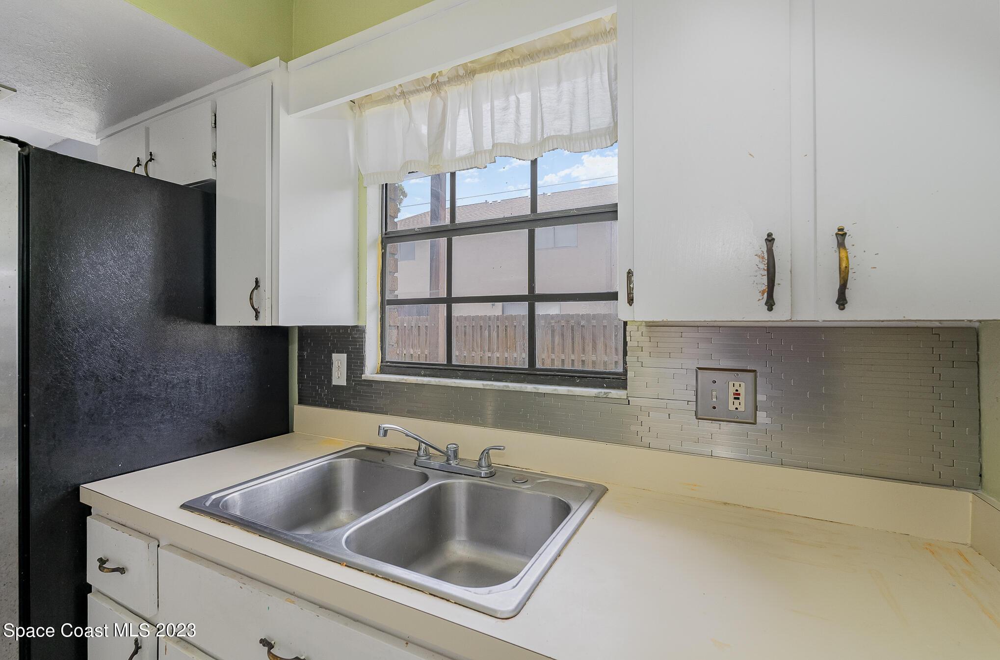 1301 Arlington Lane, Unit 105 Palm Bay, FL 32905 - Photo 8 of 21 008_dsc00105-edit