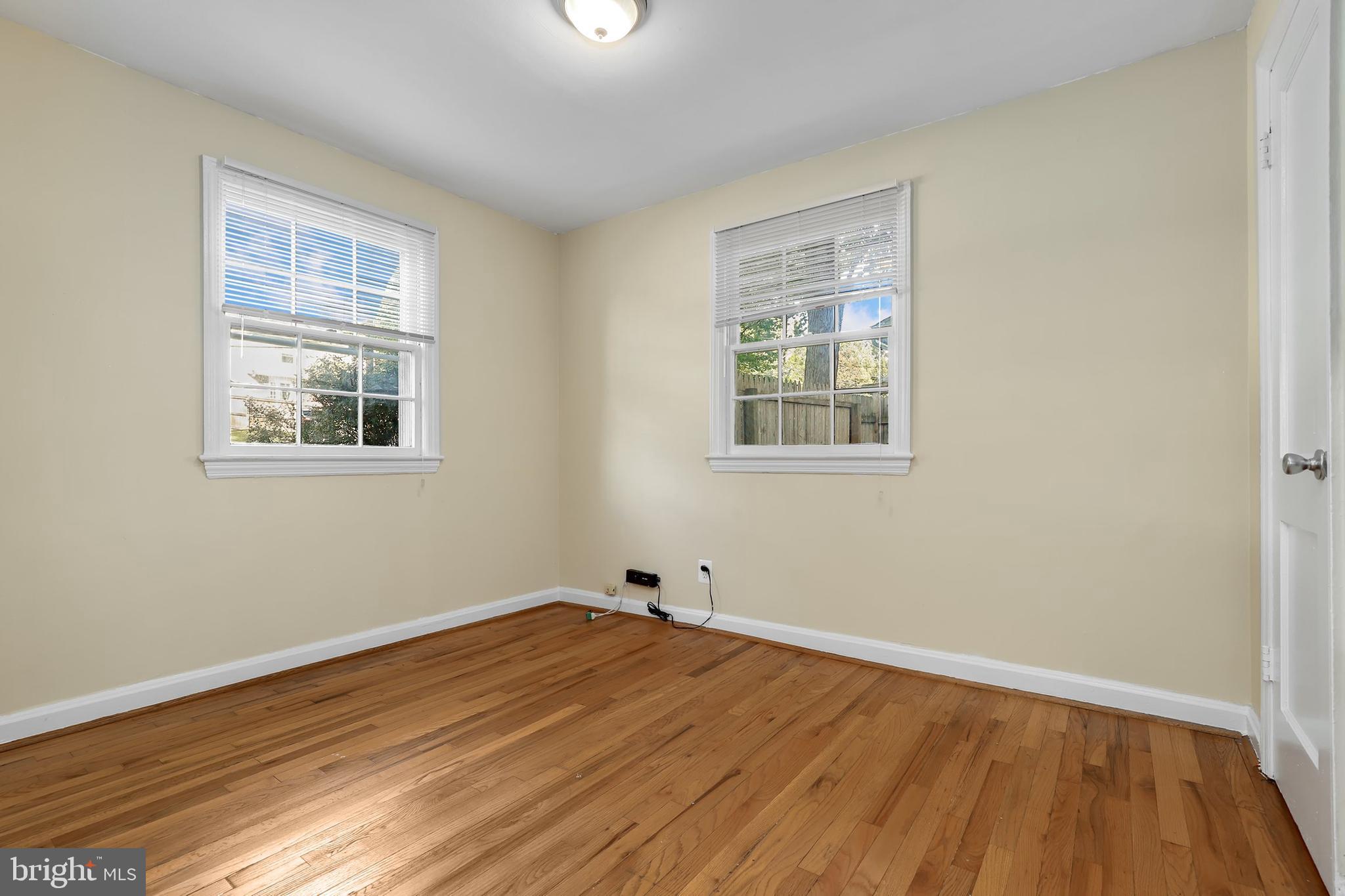 2524 Forest Glen Road Silver Spring, MD 20910 - Photo 13 of 25