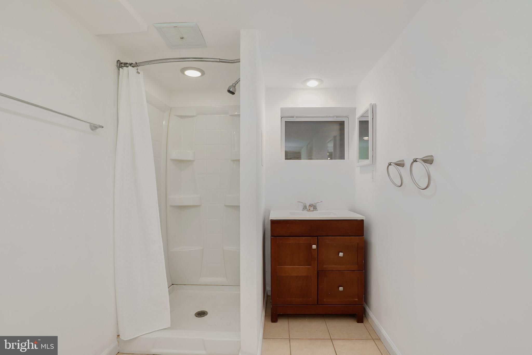 2524 Forest Glen Road Silver Spring, MD 20910 - Photo 20 of 25