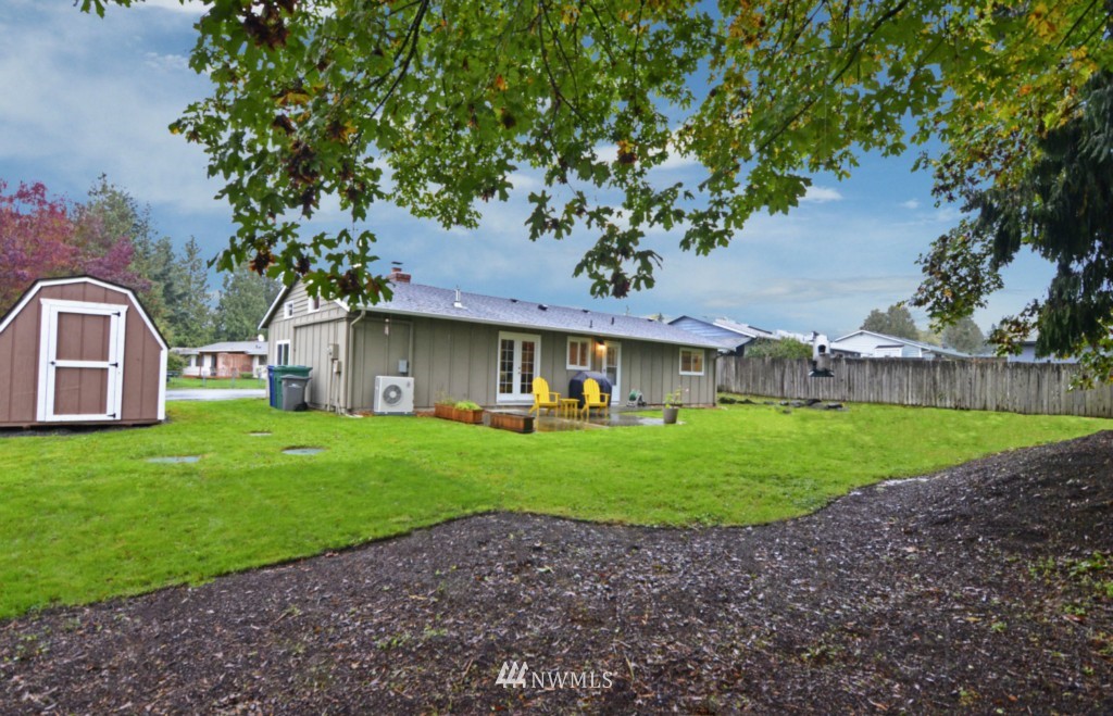 2704 Stafford Way Bothell, WA 98012 - Photo 15 of 16
