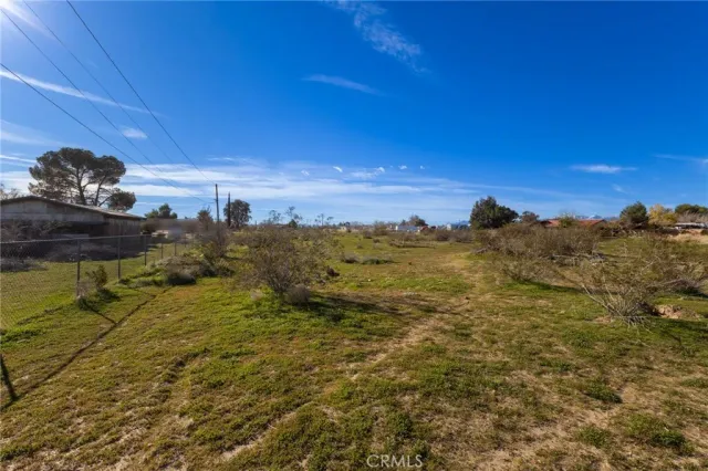 $99,999 | 1 Cholame Road, Victorville, CA 92395