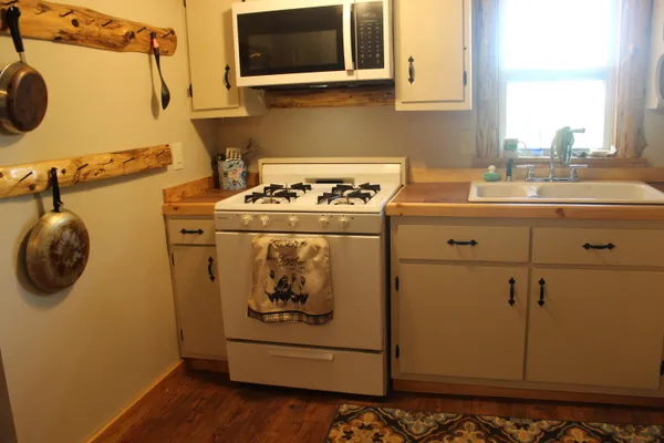 $149,900 | 178 Siberia Road, Stacyville, ME 04777