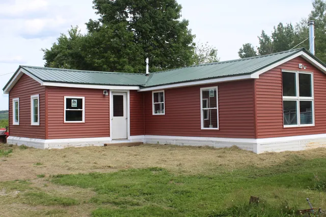 $165,000 | 178 Siberia Road, Stacyville, ME 04777