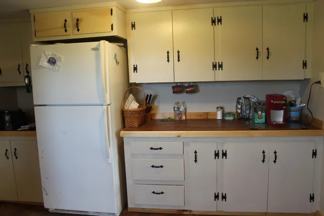 $165,000 | 178 Siberia Road, Stacyville, ME 04777