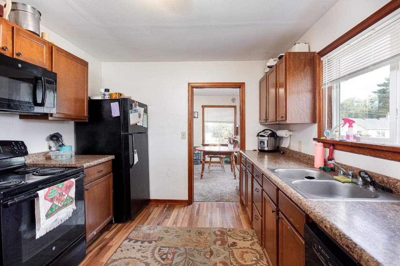 30 East Harvey Street Rhinelander, WI 54501 - Photo 6 of 32 Gallery Image 6