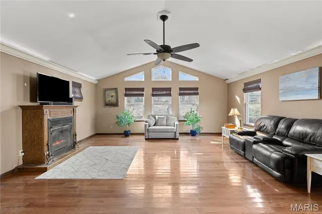 $350,000 | 133 Travelers Trail, St. Peters, MO 63376