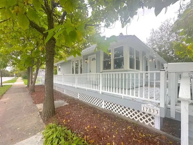 $214,900 | 17833 Harwood Avenue, Homewood, IL 60430