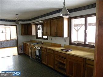 130 Locust Knoll Road Downingtown, PA 19335 - Photo 4 of 12 Kitchen