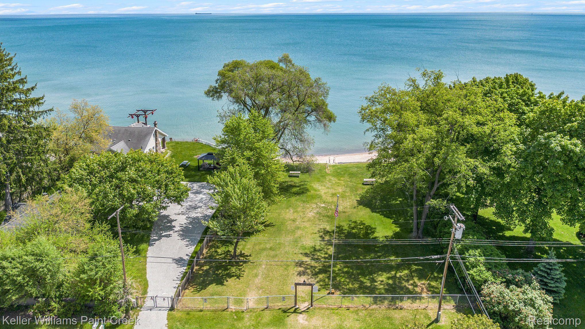 8523 Lakeshore Road Lexington, MI 48450 - Photo 17 of 20 Gallery Image 17