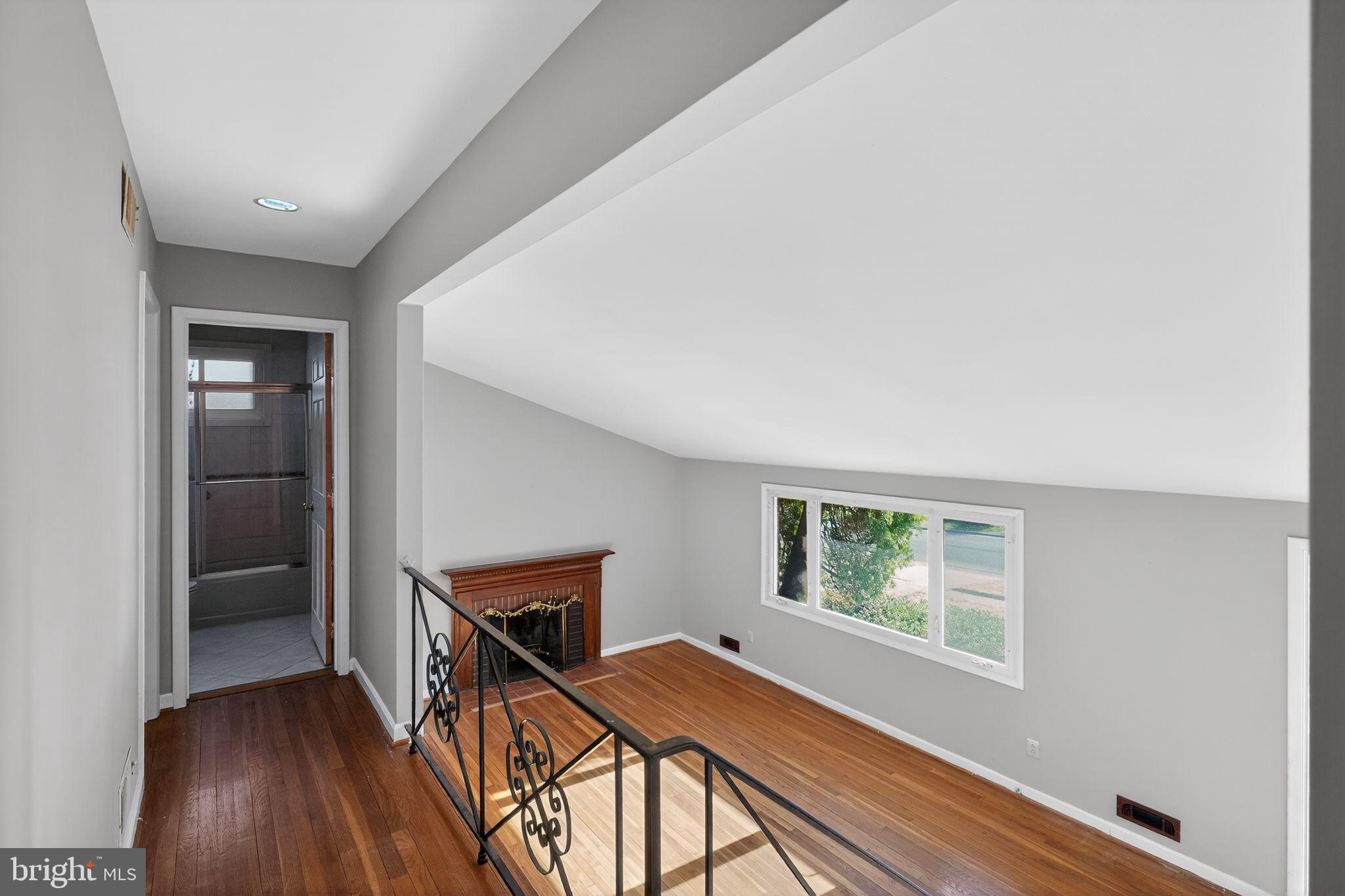 3505 Kayson Street Silver Spring, MD 20906 - Photo 8 of 30 Bright and airy loft space awaits.