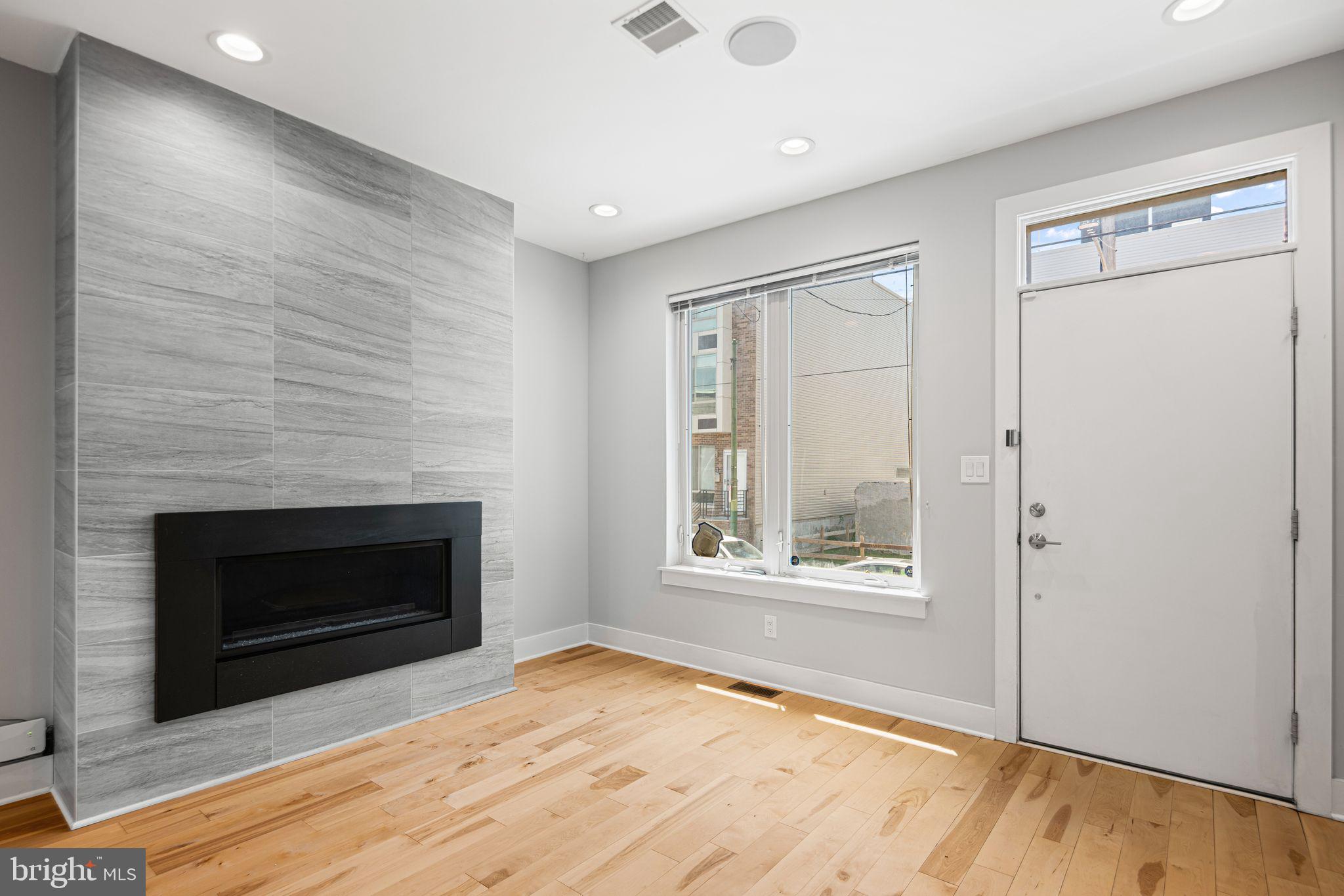 2057 Tasker Street Philadelphia, PA 19145 - Photo 4 of 34 Gallery Image 4