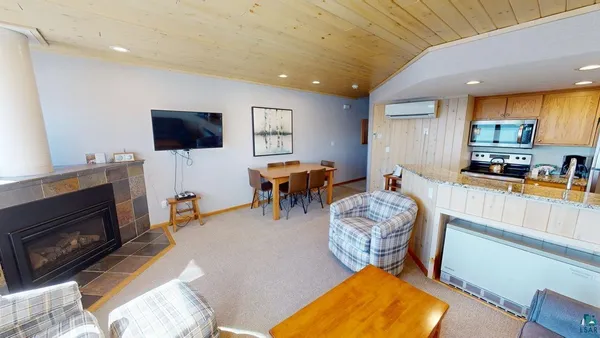 $560,000 | 7192 Highway 61, Unit 5, Tofte, MN 55615