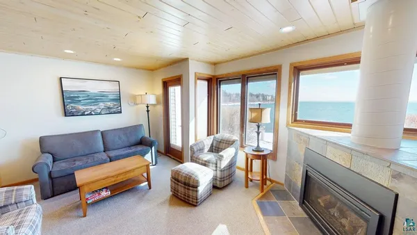 $560,000 | 7192 Highway 61, Unit 5, Tofte, MN 55615