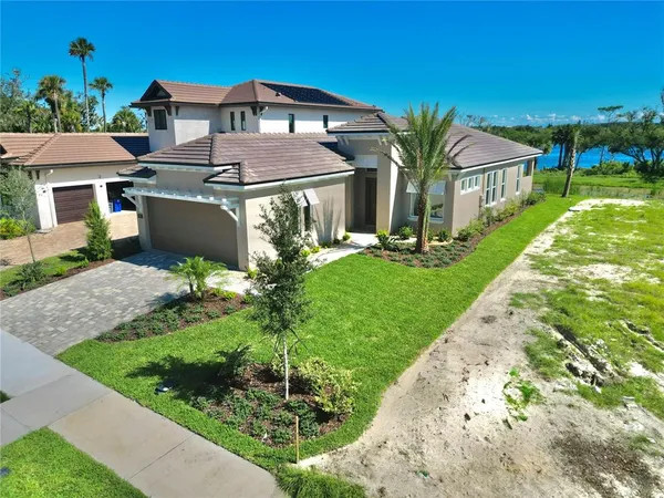 a front view of house with yard